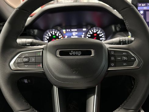 New 2026 Jeep Compass Limited image 24