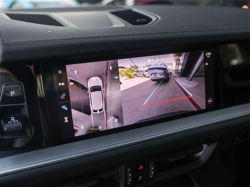 Certified 2024 Porsche Cayenne S image 25