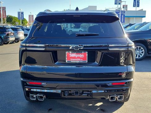 New 2026 Chevrolet Traverse RS w/ LPO, Floor Liner Package image 24