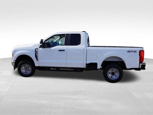New 2026 Ford F250 XL w/ XL Chrome Package image 6