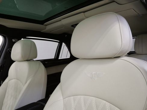 Used 2020 Bentley Mulsanne Speed RWD image 18