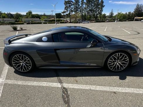 Used 2018 Audi R8 V10 plus AWD/4WD image 25