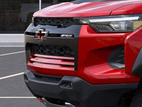 New 2026 Chevrolet Colorado ZR2 w/ Technology Package AWD/4WD image 13