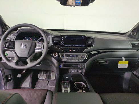 New 2026 Honda Ridgeline Black Edition image 12