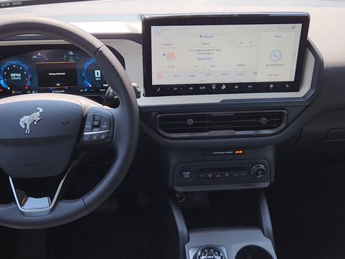 New 2025 Ford Bronco Sport Heritage w/ Convenience Package image 17