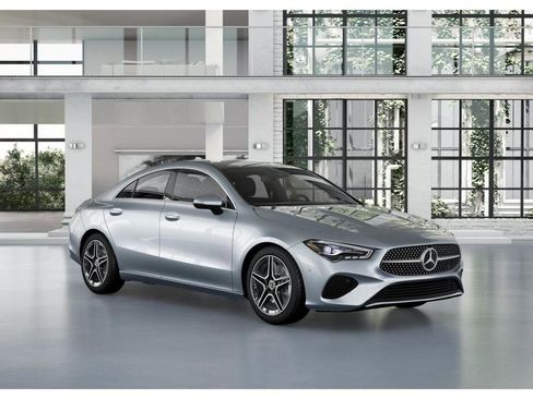 New 2026 Mercedes-Benz CLA 250 4MATIC image 11