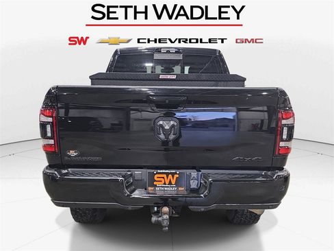 Used 2022 RAM 2500 Laramie w/ Night Edition image 6