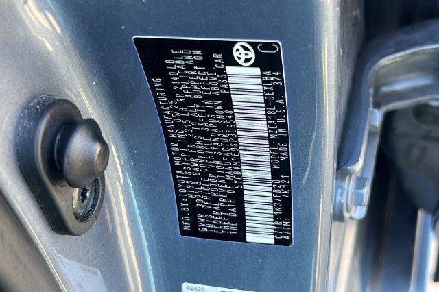 Used 2025 Toyota Corolla LE FWD image 31