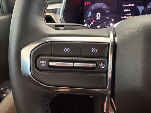 Used 2026 GMC Canyon Denali AWD/4WD image 15
