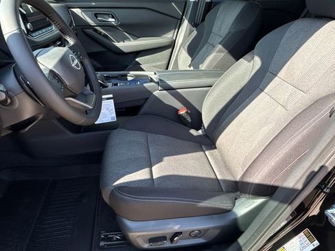 New 2026 Nissan Rogue SV image 17