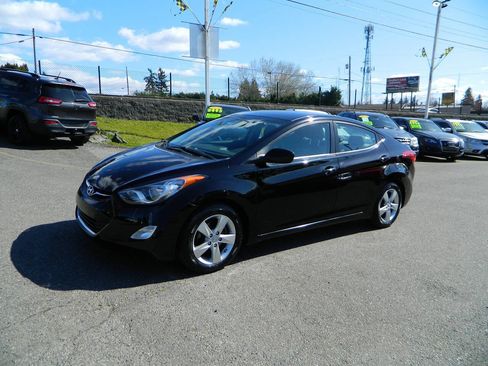 Used 2012 Hyundai Elantra GLS w/ Preferred Pkg 3 image 4