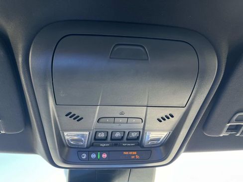 Certified 2024 Cadillac XT4 Sport image 38