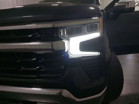 Used 2024 Chevrolet Silverado 1500 LT image 29