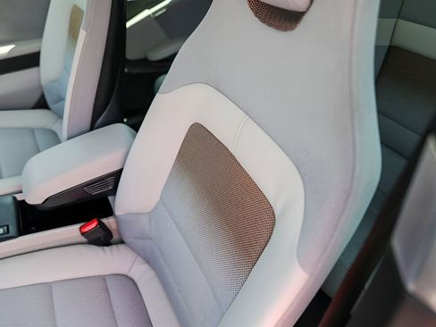 Used 2019 BMW i3 image 6