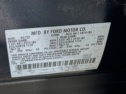 Used 2023 Ford Explorer XLT image 12