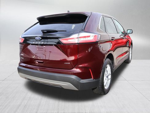 Used 2021 Ford Edge SEL image 6