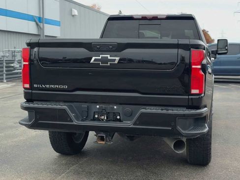 Certified 2024 Chevrolet Silverado 2500 High Country image 3