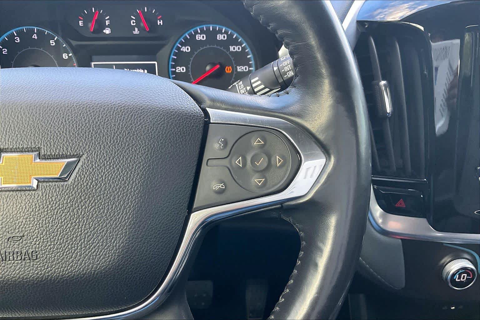 Used 2018 Chevrolet Traverse LT FWD image 24