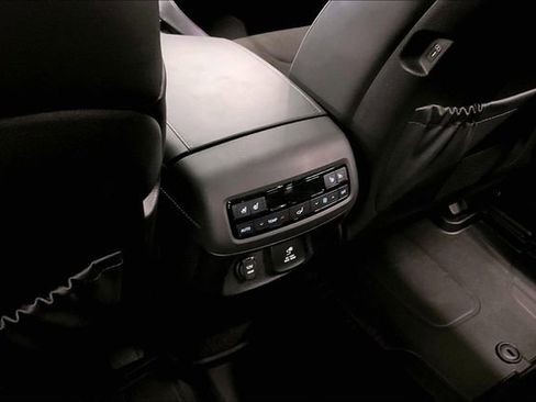 Used 2025 Hyundai Palisade Calligraphy AWD/4WD image 33