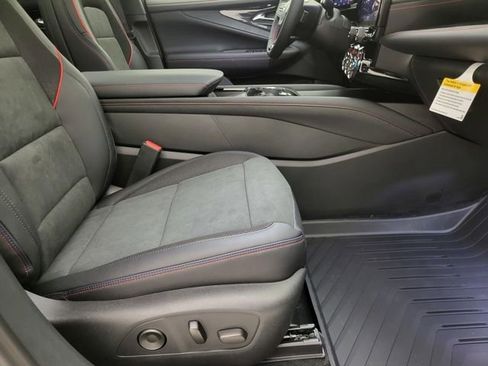 New 2025 Chevrolet Blazer EV RS image 15