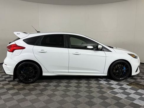 Used 2017 Ford Focus RS image 9