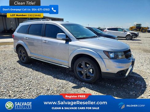 Used 2019 Dodge Journey Crossroad AWD/4WD image 5