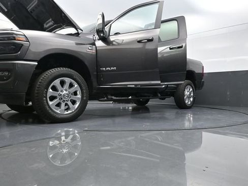 New 2025 RAM 2500 Laramie image 31