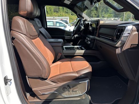 Used 2024 Ford F250 King Ranch image 16