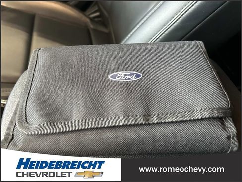 Used 2019 Ford Explorer XLT w/ Equipment Group 202A AWD/4WD image 26