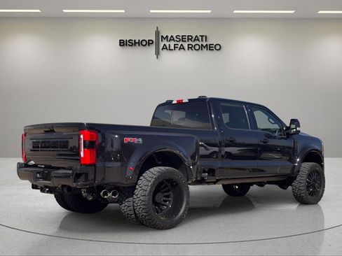 Used 2026 Ford F450 Platinum w/ FX4 Off-Road Package image 7