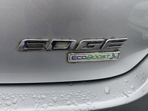 Used 2015 Ford Edge Titanium image 25