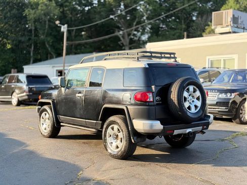Used 2007 Toyota FJ Cruiser 4WD image 7