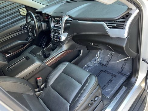 Used 2019 GMC Yukon SLT AWD/4WD image 22