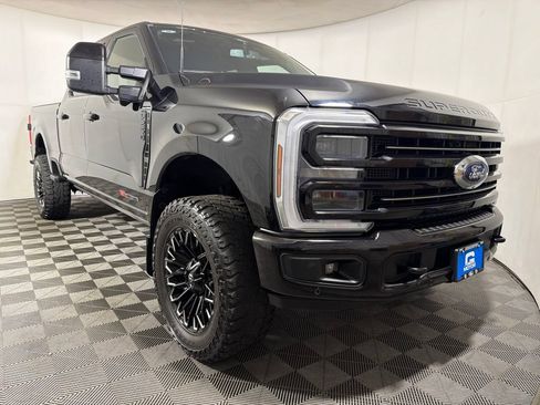 Used 2025 Ford F250 Platinum w/ Tremor Off-Road Package AWD/4WD image 2