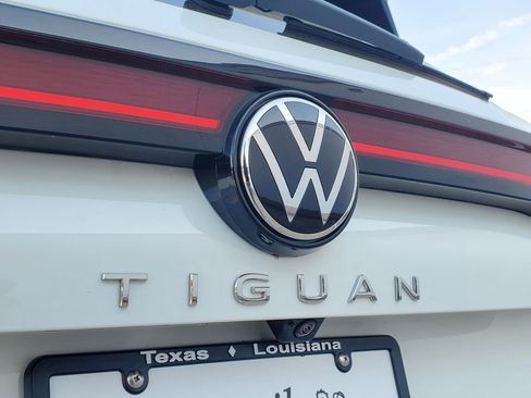 New 2026 Volkswagen Tiguan S FWD image 6