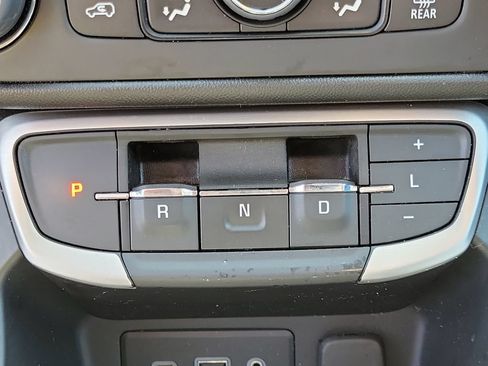 Used 2023 GMC Terrain SLE w/ Driver Convenience Package AWD/4WD image 31