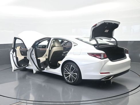 Used 2025 Lexus ES 350 w/ Premium Package FWD image 76