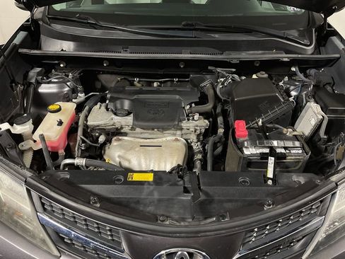 Used 2014 Toyota RAV4 XLE image 7