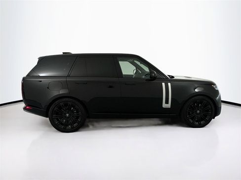 Certified 2024 Land Rover Range Rover Autobiography image 4
