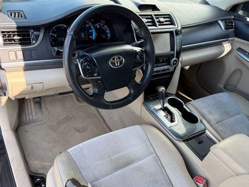 Used 2012 Toyota Camry XLE image 4