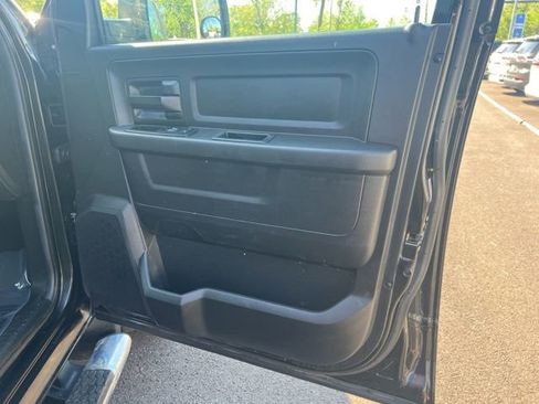 Used 2016 RAM 1500 Express AWD/4WD image 14