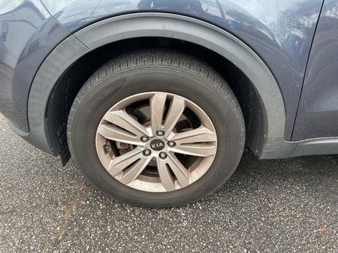 Used 2018 Kia Sportage LX image 5