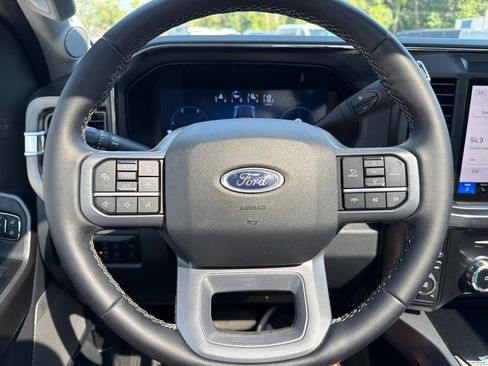 Used 2025 Ford F250 Lariat w/ Lariat Ultimate Package AWD/4WD image 19