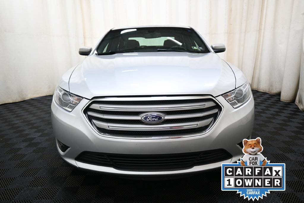 Used 2016 Ford Taurus SEL w/ Equipment Group 201A AWD/4WD image 2