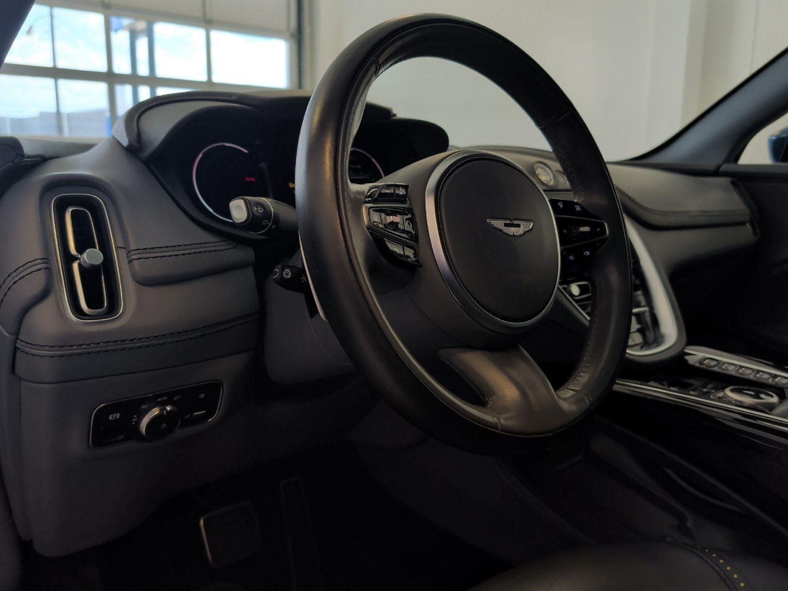 Used 2021 Aston Martin DBX AWD/4WD image 15