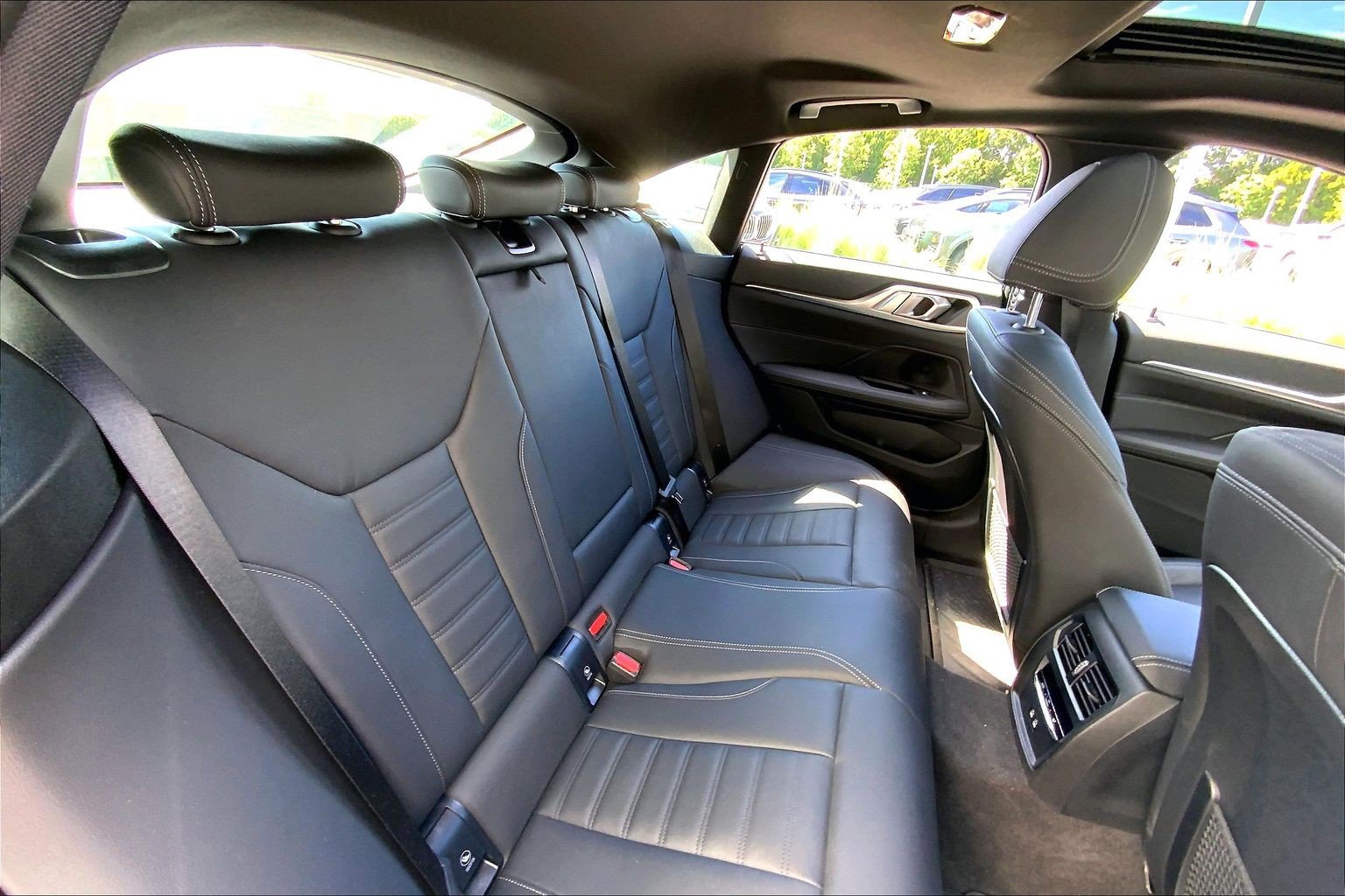 Used 2023 BMW i4 eDrive35 w/ Premium Package RWD image 21
