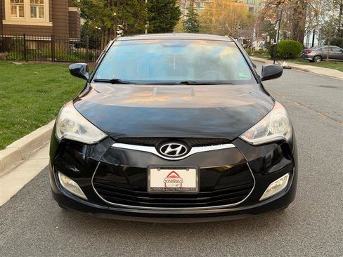 Used 2016 Hyundai Veloster w/ Option Group 02 image 2
