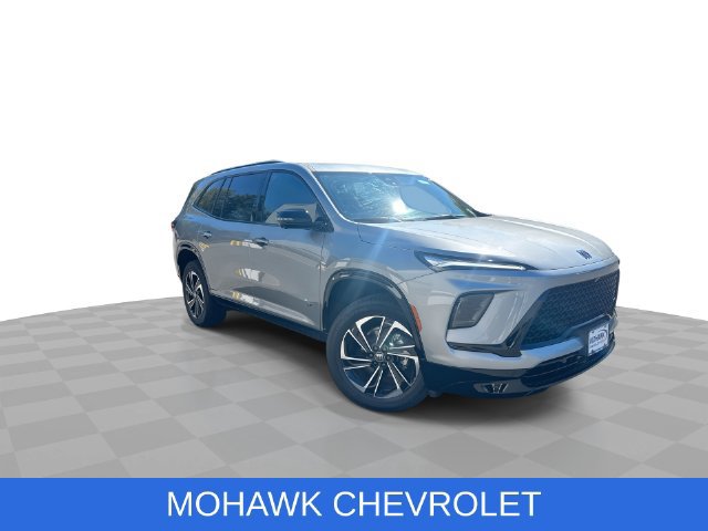 Used 2025 Buick Enclave Sport Touring w/ Power Package AWD/4WD image 2