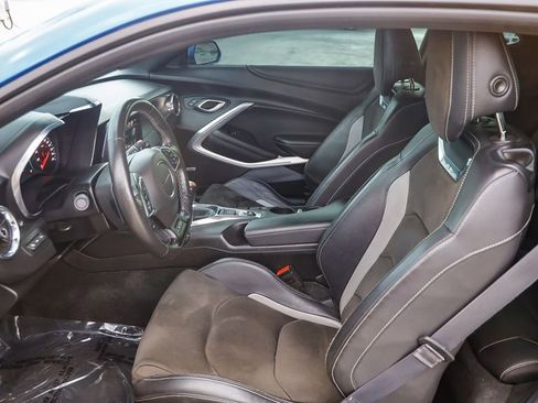Used 2017 Chevrolet Camaro SS image 18