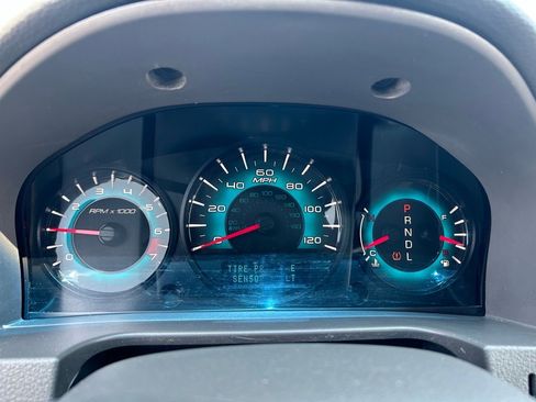 Used 2010 Ford Fusion SE image 18